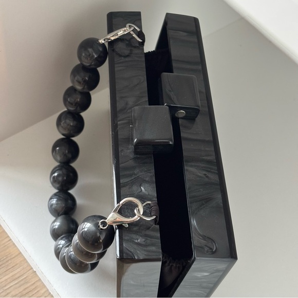 Small Marble Black Pearl Acrylic Box Beaded Handle Black & Gray Box Snap Clutch - Picture 3 of 5